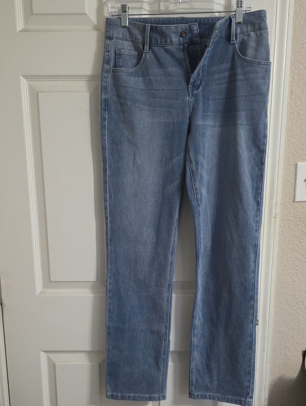 HALARA Light Blue Women's Straight-Leg Jeans
